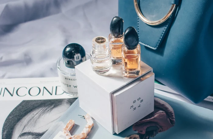 Najładniejsze perfumy damskie według mężczyzn – TOP najseksowniejszych zapachów